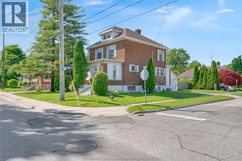 448 Queen Street Chatham ON N7M 2J3