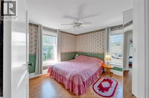 448 Queen Street Chatham ON N7M 2J3