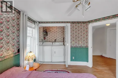 448 Queen Street Chatham ON N7M 2J3