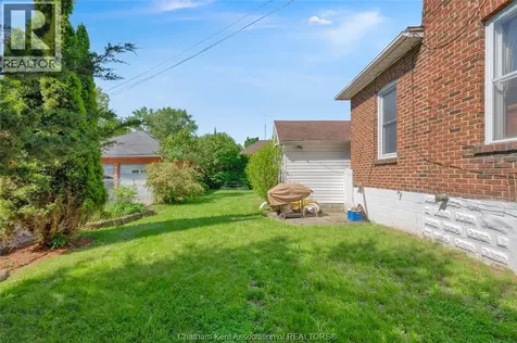 448 Queen Street Chatham ON N7M 2J3