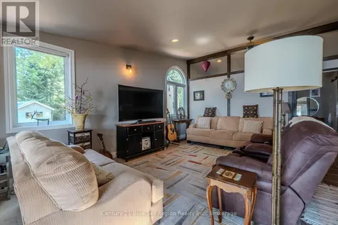 63 Westview Drive West Callander ON P0H 1H0