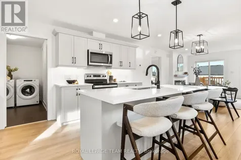 52 Whitcomb Crescent Smiths Falls ON K7A 0C2