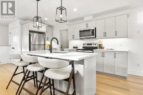52 Whitcomb Crescent Smiths Falls ON K7A 0C2