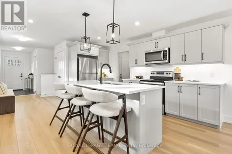 52 Whitcomb Crescent Smiths Falls ON K7A 0C2