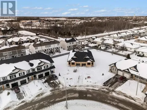 52 Whitcomb Crescent Smiths Falls ON K7A 0C2