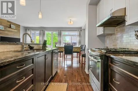 701 Hazelnut Crescent Ottawa ON K1T 0K1