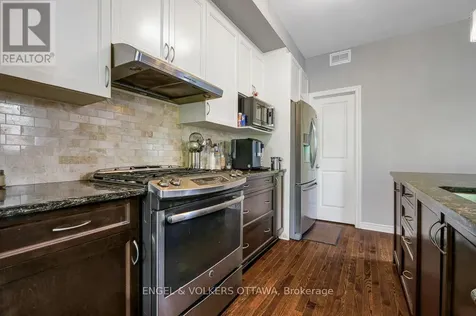 701 Hazelnut Crescent Ottawa ON K1T 0K1