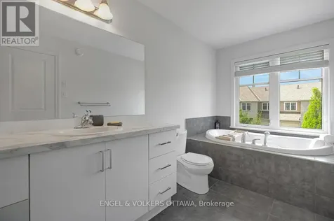 701 Hazelnut Crescent Ottawa ON K1T 0K1