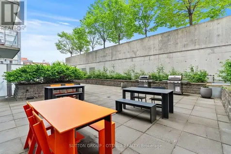 383 Cumberland Street Ottawa ON K1N 1J7