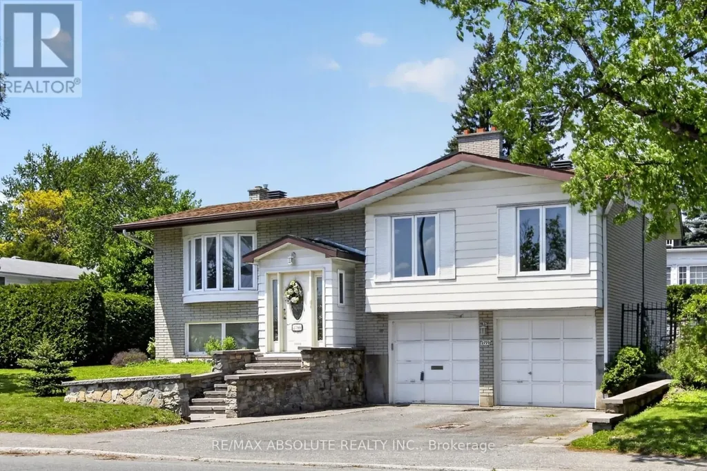 2799 Dumaurier Avenue Ottawa ON K2B 7W2