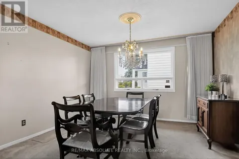 2799 Dumaurier Avenue Ottawa ON K2B 7W2