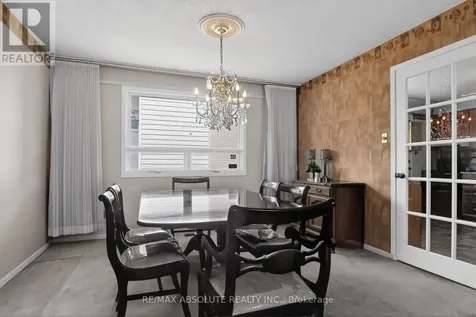 2799 Dumaurier Avenue Ottawa ON K2B 7W2