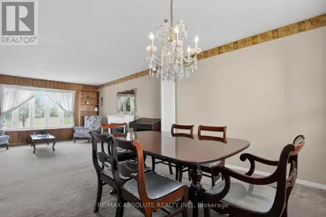 2799 Dumaurier Avenue Ottawa ON K2B 7W2
