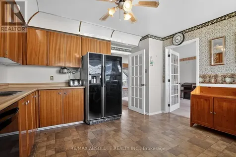 2799 Dumaurier Avenue Ottawa ON K2B 7W2
