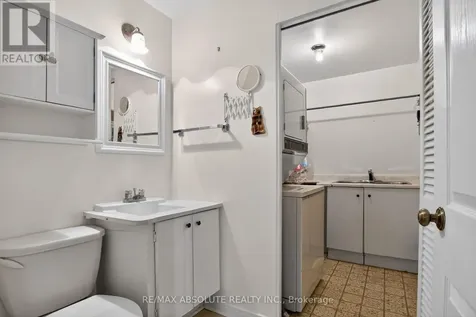 2799 Dumaurier Avenue Ottawa ON K2B 7W2