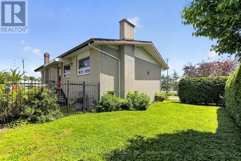 2799 Dumaurier Avenue Ottawa ON K2B 7W2