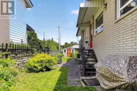 2799 Dumaurier Avenue Ottawa ON K2B 7W2