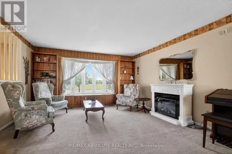 2799 Dumaurier Avenue Ottawa ON K2B 7W2