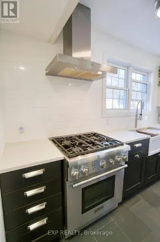 22 Mount Pleasant Avenue Ottawa ON K1S 0L8