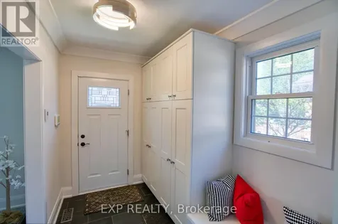 22 Mount Pleasant Avenue Ottawa ON K1S 0L8