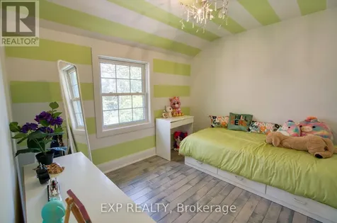 22 Mount Pleasant Avenue Ottawa ON K1S 0L8