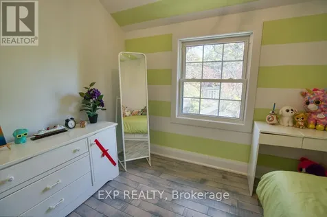 22 Mount Pleasant Avenue Ottawa ON K1S 0L8