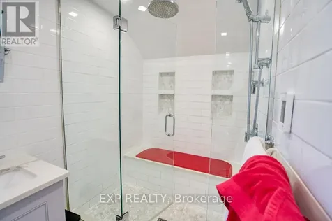 22 Mount Pleasant Avenue Ottawa ON K1S 0L8