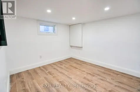 22 Mount Pleasant Avenue Ottawa ON K1S 0L8