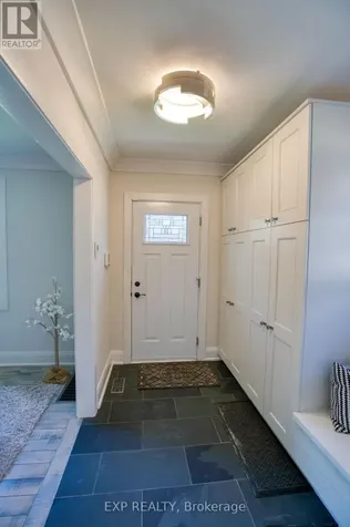22 Mount Pleasant Avenue Ottawa ON K1S 0L8