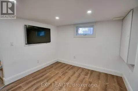 22 Mount Pleasant Avenue Ottawa ON K1S 0L8