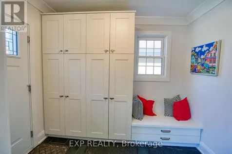 22 Mount Pleasant Avenue Ottawa ON K1S 0L8