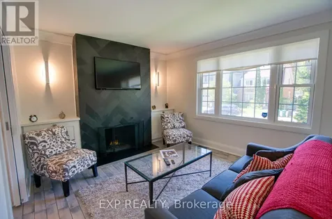 22 Mount Pleasant Avenue Ottawa ON K1S 0L8