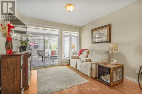 725 Cabris Crescent Ottawa ON K4A 0T6