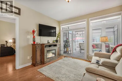 725 Cabris Crescent Ottawa ON K4A 0T6