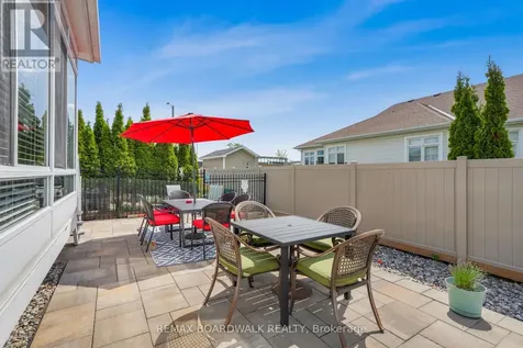 725 Cabris Crescent Ottawa ON K4A 0T6