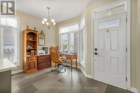 725 Cabris Crescent Ottawa ON K4A 0T6