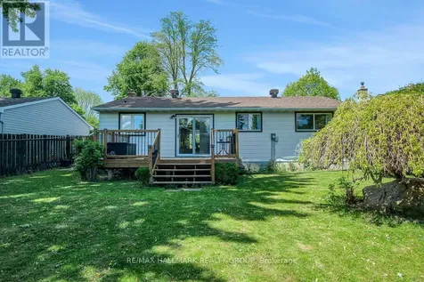 1416 Alboro Crescent Ottawa ON K1J 8B7