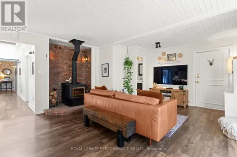19 Colley Street Ottawa ON K2J 3Z7