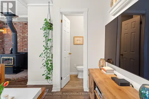 19 Colley Street Ottawa ON K2J 3Z7