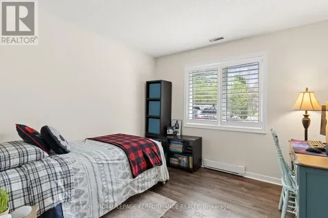19 Colley Street Ottawa ON K2J 3Z7