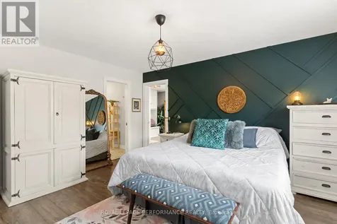 19 Colley Street Ottawa ON K2J 3Z7