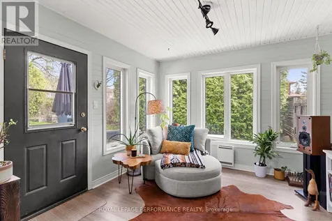 19 Colley Street Ottawa ON K2J 3Z7