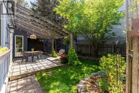 19 Colley Street Ottawa ON K2J 3Z7