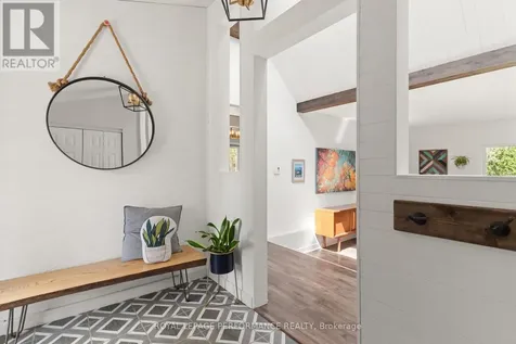 19 Colley Street Ottawa ON K2J 3Z7