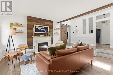 19 Colley Street Ottawa ON K2J 3Z7