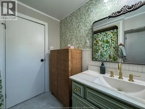 273 Maidstone Avenue East Essex ON N8M 2J8