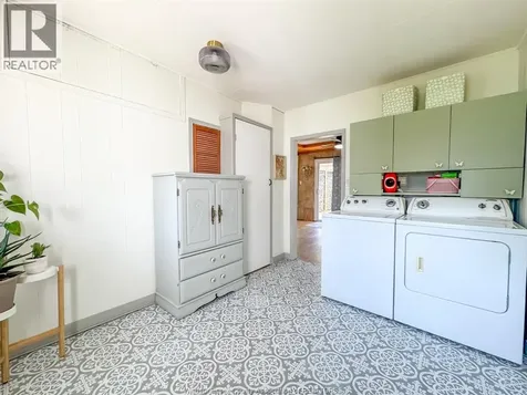 273 Maidstone Avenue East Essex ON N8M 2J8