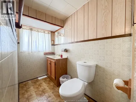 273 Maidstone Avenue East Essex ON N8M 2J8