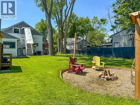 273 Maidstone Avenue East Essex ON N8M 2J8