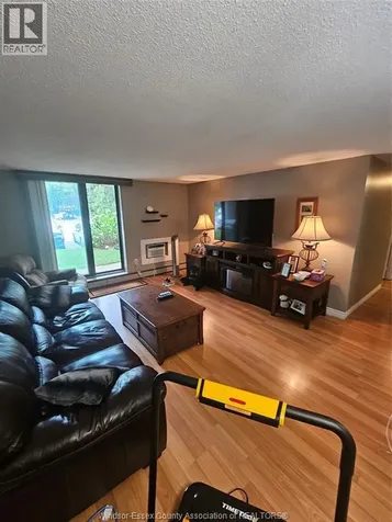 925 Grand Avenue West Chatham ON N7L 4Z1